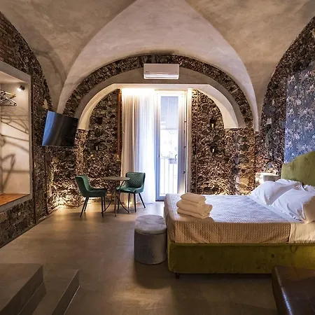 Charme * カターニア